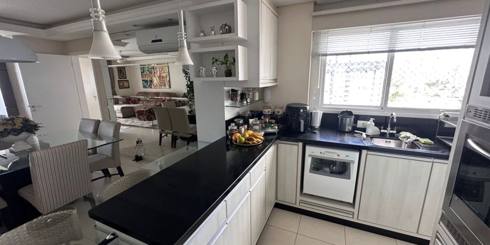 WhatsApp Image 2025-10-24 at 08.42.32 (1)