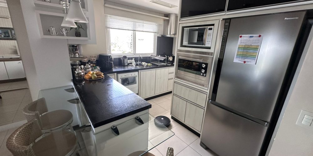 WhatsApp Image 2025-10-24 at 08.42.32